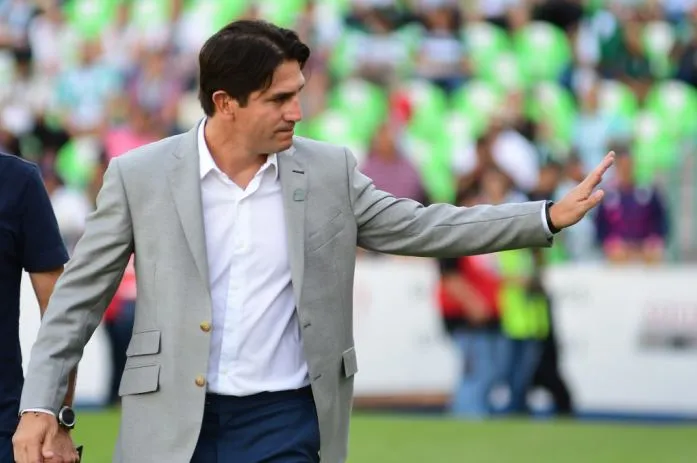 MEXSPORT Bruno Marioni en saludo