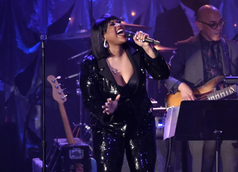 Jazmine Sullivan en los Pre-Grammy