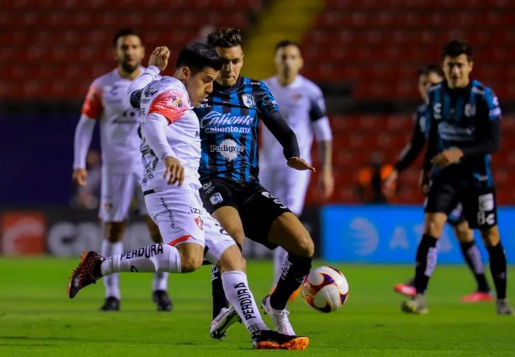 Aldo Rocha y Kevin Escamilla, en acción