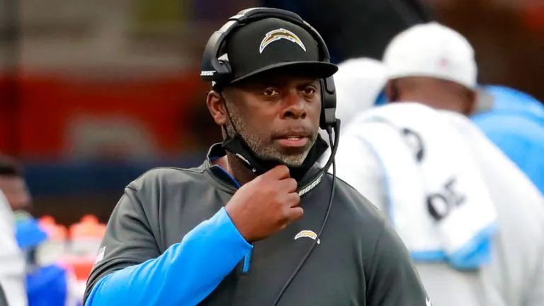 AP El coach en un partido con el equipo angelino