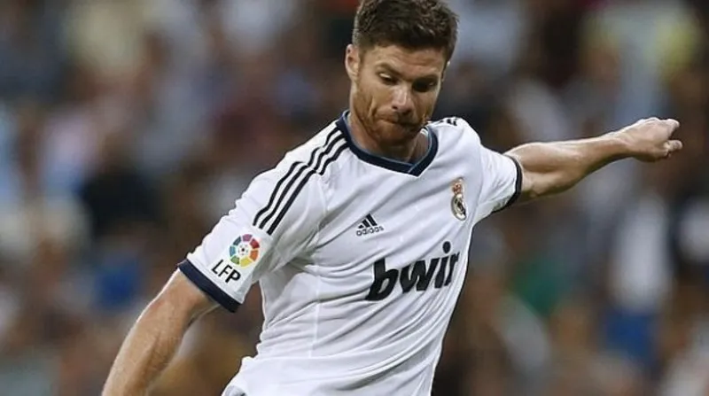 Alonso en juego con el Real Madrid