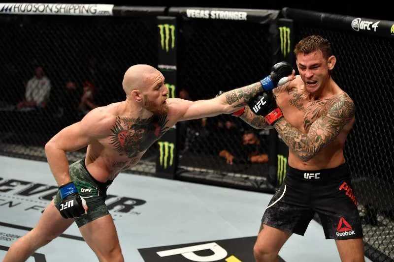TWITTER:@UFC McGregor en pelea