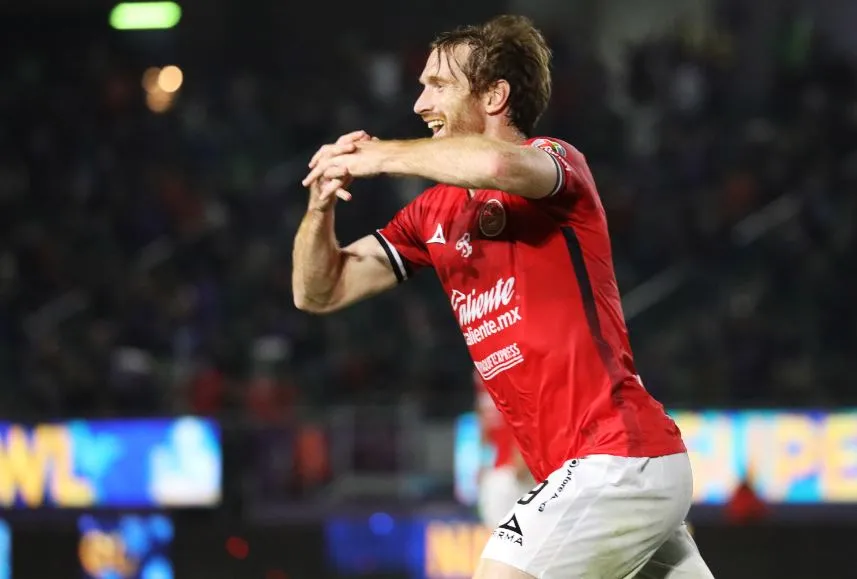 IMAGO7 Fernando Aristeguieta festeja el gol del triunfo