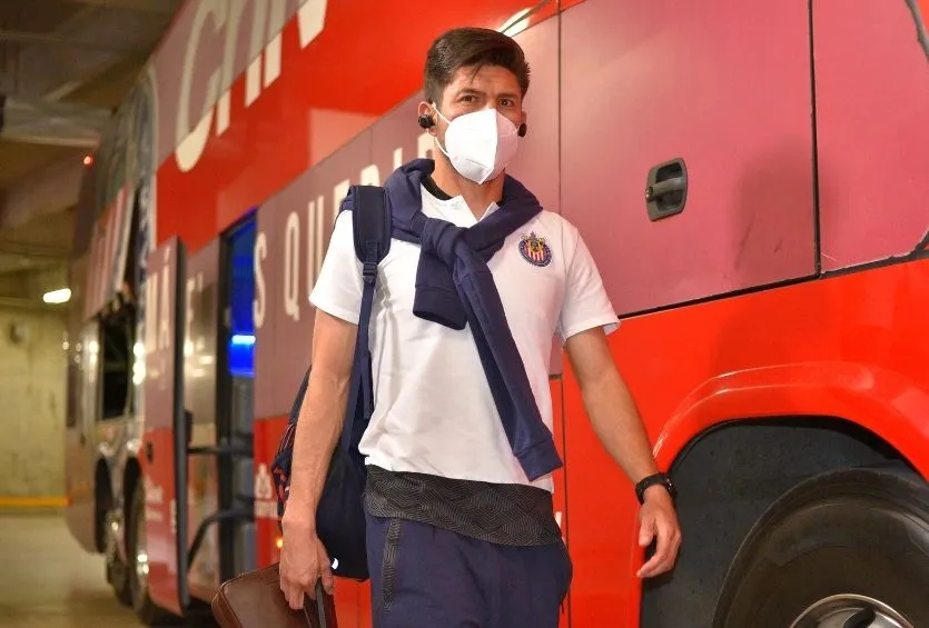 IMAGO7 Oribe Peralta a su llegada al Akron