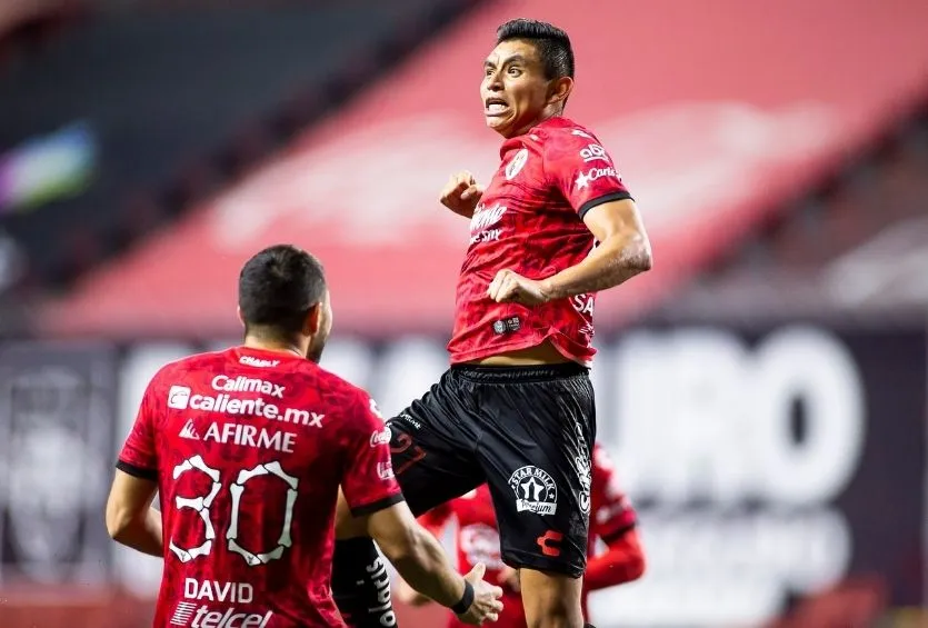 IMAGO7 Sansores festeja el tercero de Tijuana