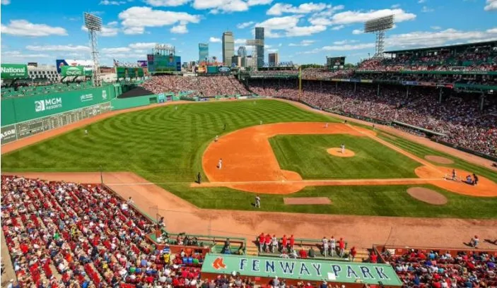 Panorámica del Fenway Park durante un juego
