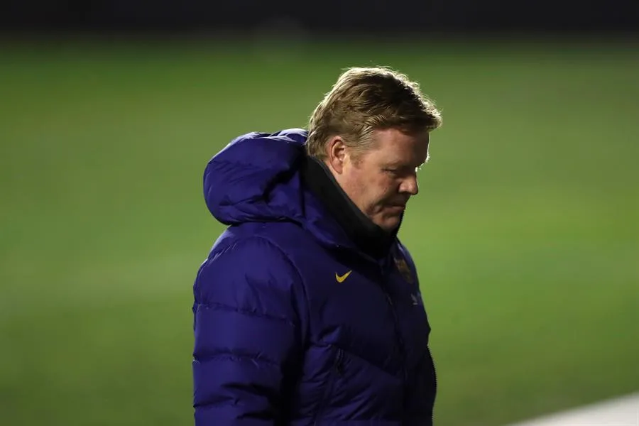 Ronald Koeman durante un partido con Barcelona