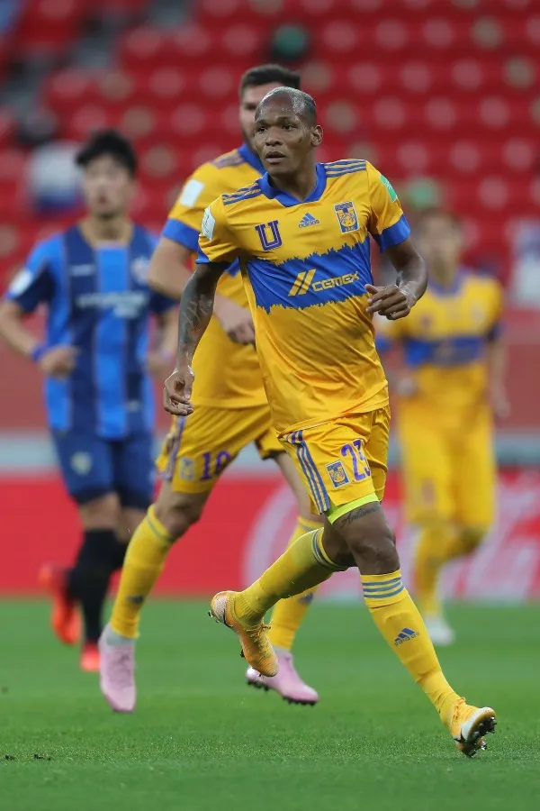 Luis Quiñones en partido vs Ulsan Hyundai