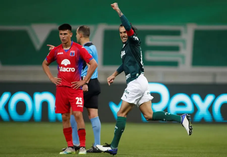 EFE Gustavo Gómez en acción de Libertadores ante Tigre