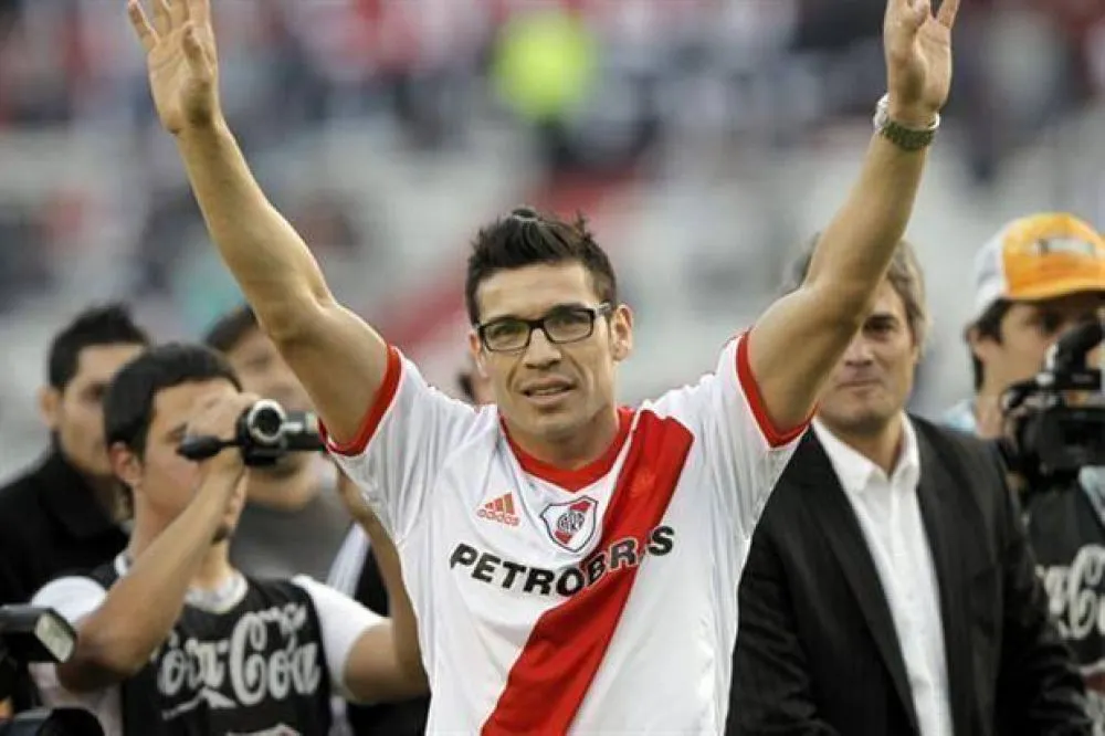 Maravilla Martínez en un homenaje en el Monumental de River