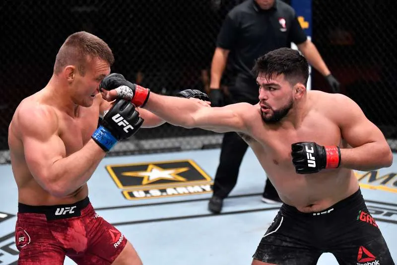 CORTESÍA:UFC Kelvin Gastelum e Ian Heinisch