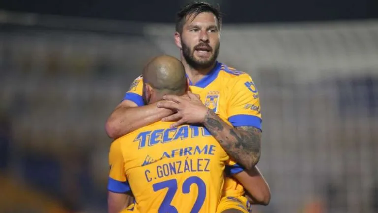 IMAGO7 André-Pierre Gignac celebrando una anotación