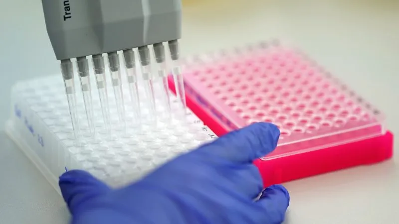 Análisis de solución para vacuna anticovid-19