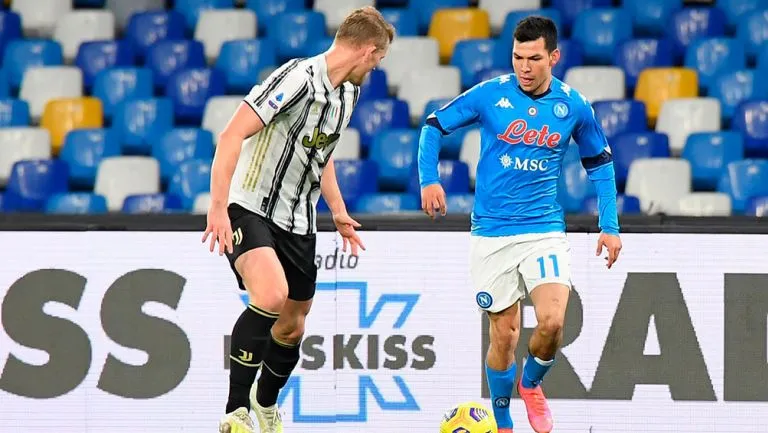 El mexicano en el partido contra la Juventus