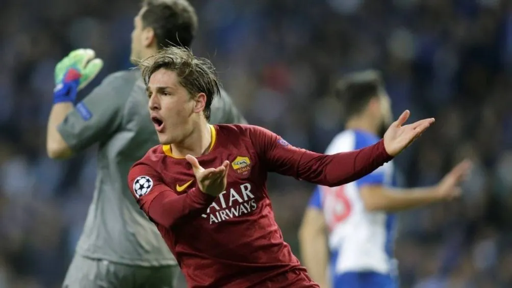 EFE Zaniolo en partido con la Roma