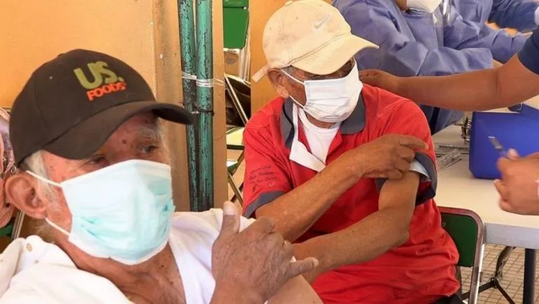 EFE La vacuna Sputnik V será aplicada en tres alcaldías