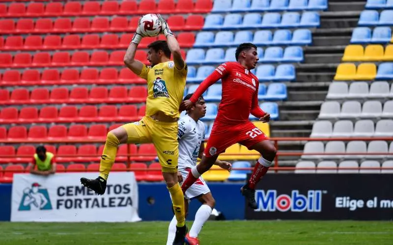 Franco Torgnascioli en partido con Pachuca