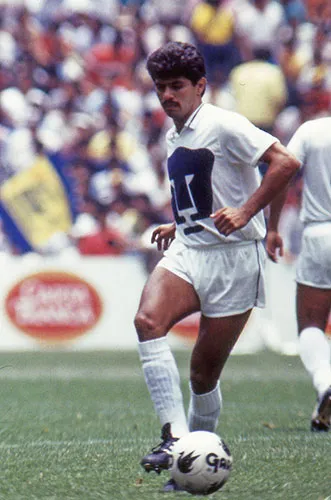 MEXSPORT Luis Flores en su etapa como jugador de los universitarios