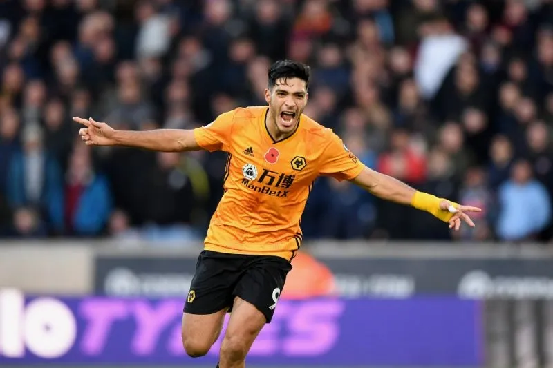 EFE Raúl Jiménez en un partido con el Wolverhampton