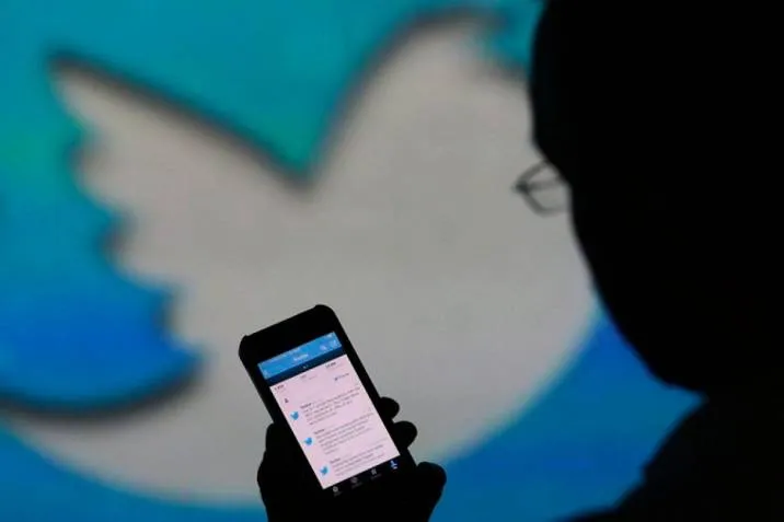 EFE Usuario usa su red social