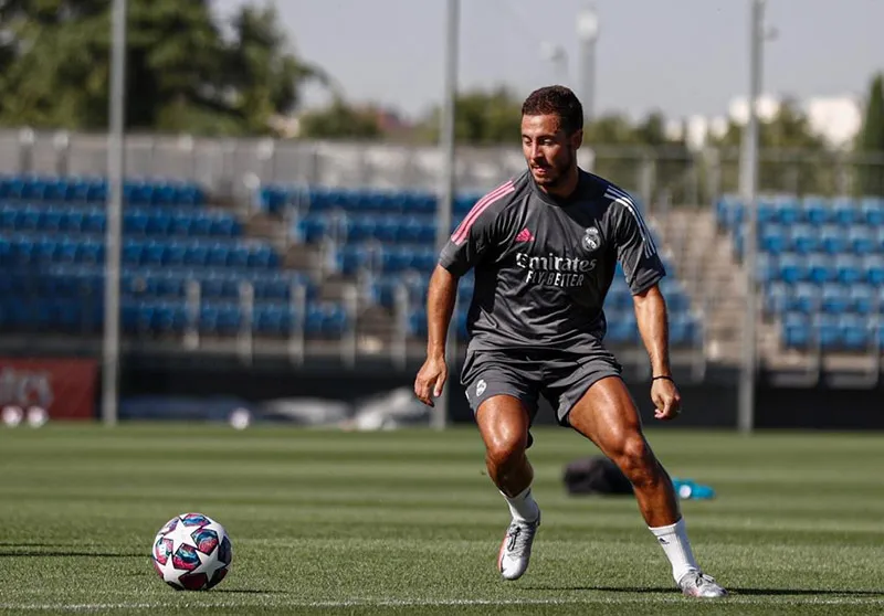 Eden Hazard durante un entrenamiento con el Real Madrid