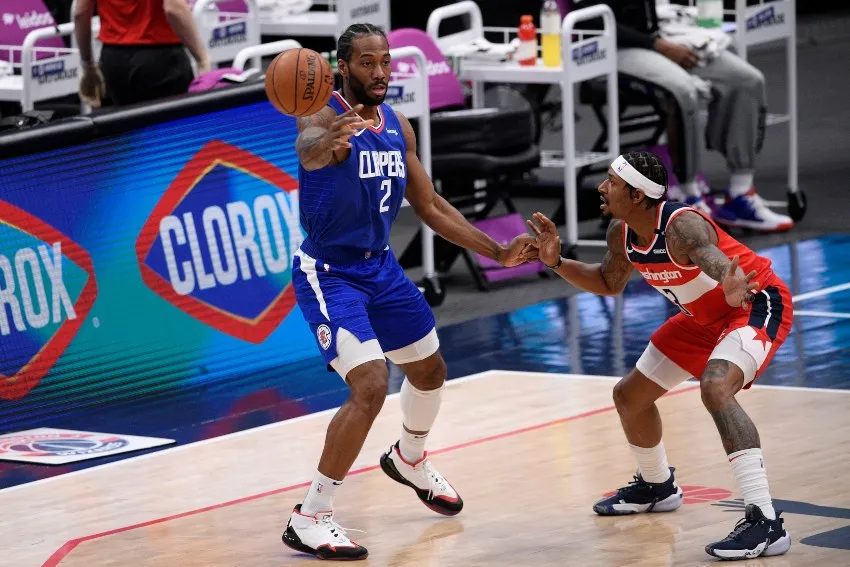 AP Kawhi Leonard en un partido con los Clippers