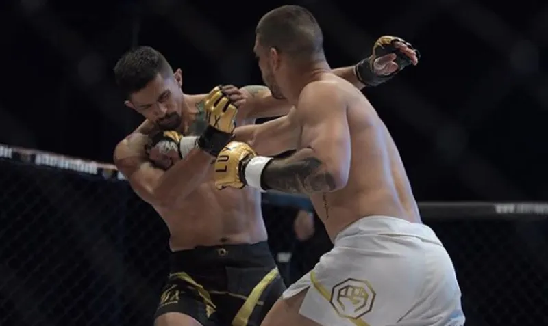 INSTAGRAM @hugoflores.mma El 'Hooligan' Flores en combate