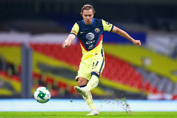 IMAGO7 Sebastián Córdova en acción con América