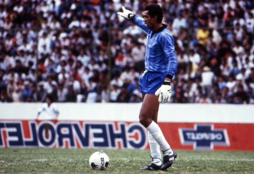 Adrián Chávez en un partido del futbol mexicano