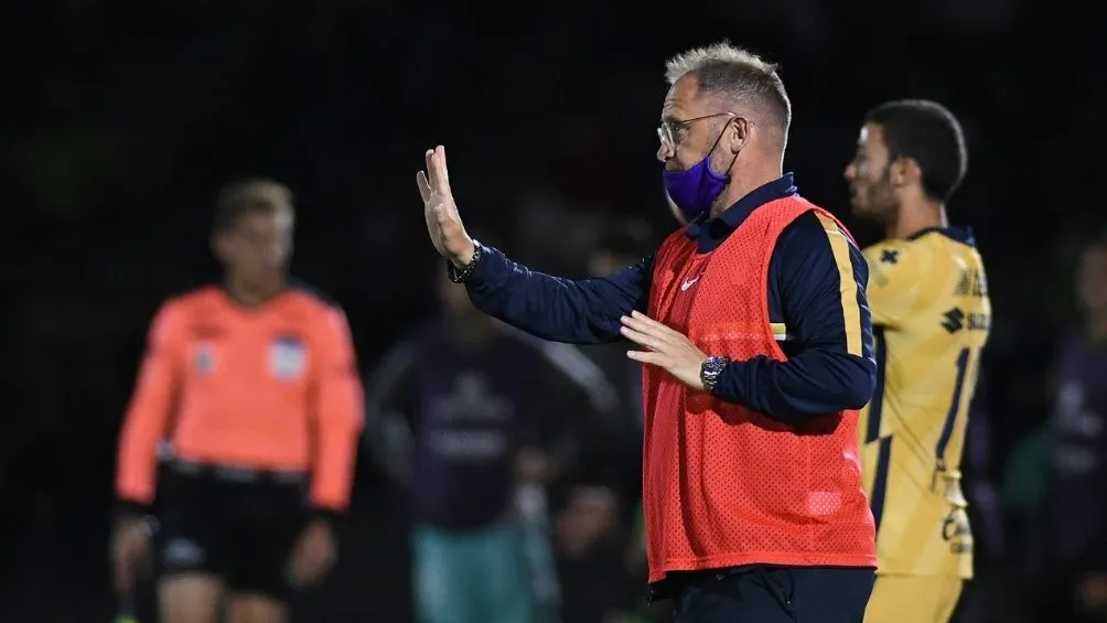 IMAGO7 Andrés Lillini en el partido de Pumas