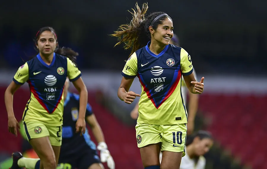 Daniela Espinosa puso en ventaja por segunda ocasión a las Águilas