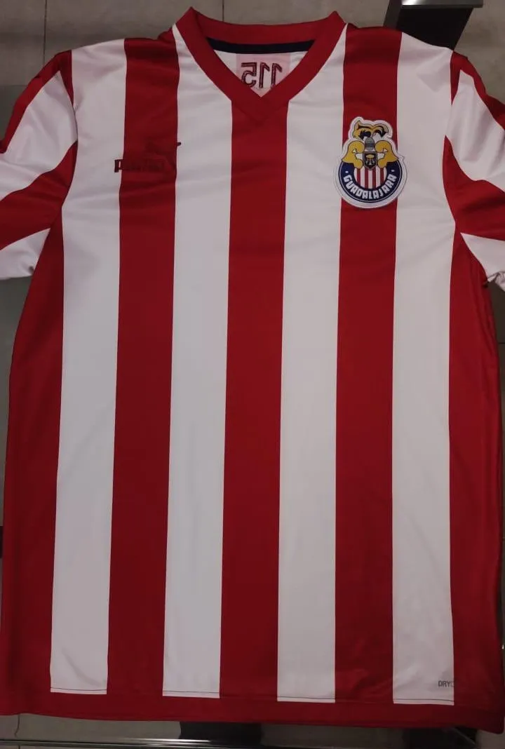 Playera filtrada de Chivas en redes sociales