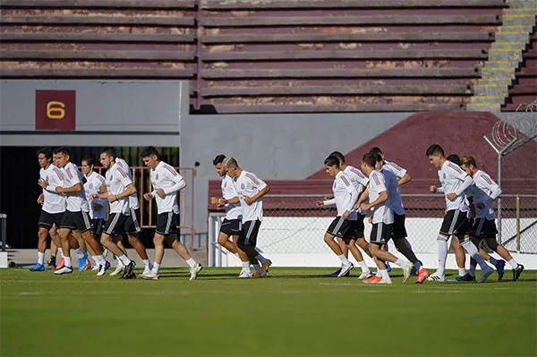 Jugadores del Tri en el 3 de Marzo