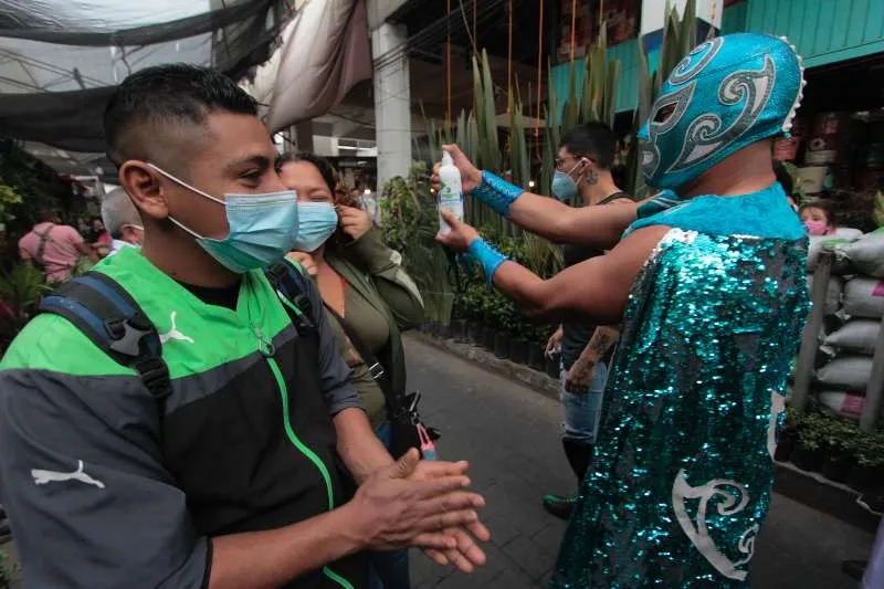 Luchadores en el Mercado de Jamaica