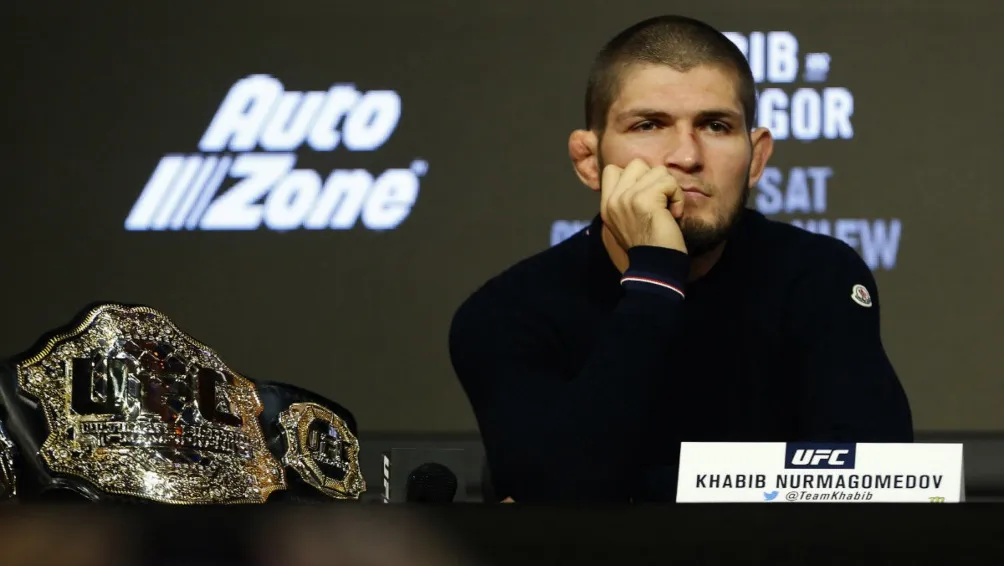 AP Khabib Nurmagomedov anunció su retiro de la UFC