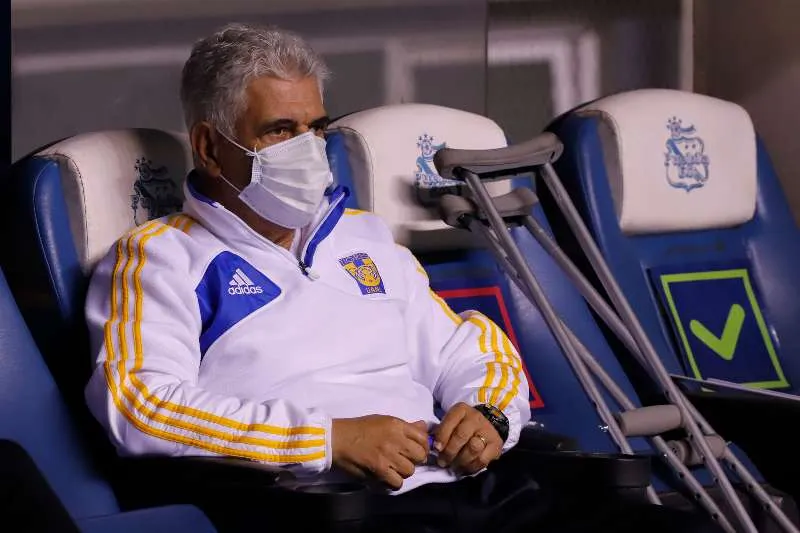 Ricardo Ferretti en partido