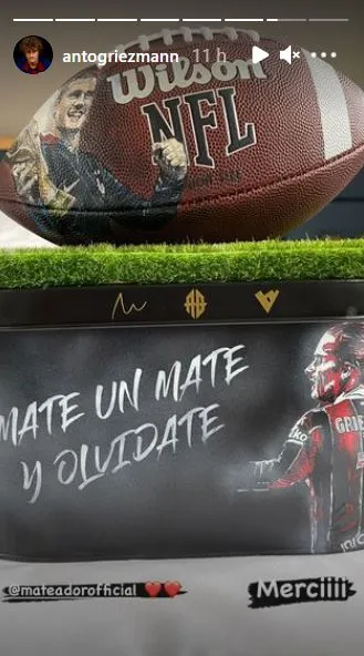 INSTAGRAM @antogriezmann Balón personalizado con el rostro de Griezmann