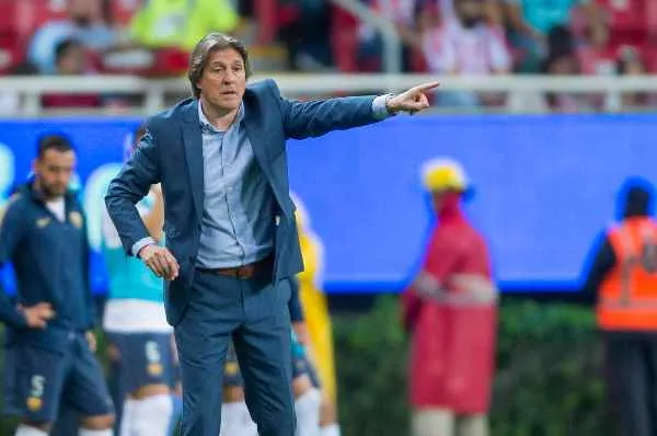 Sergio Egea como técnico de Pumas