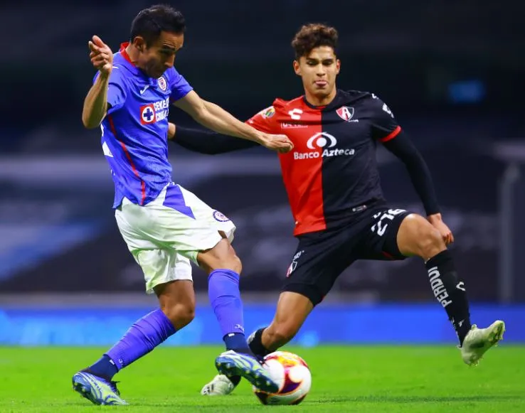 IMAGO7 Acciones entre Cruz Azul y Atlas