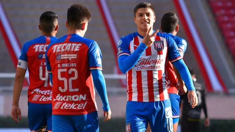 IMAGO7 Ronaldo Cisneros festeja gol con el Tapatío