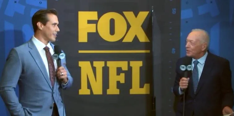 AP Brady Quinn y Dick Stockton, en un debate