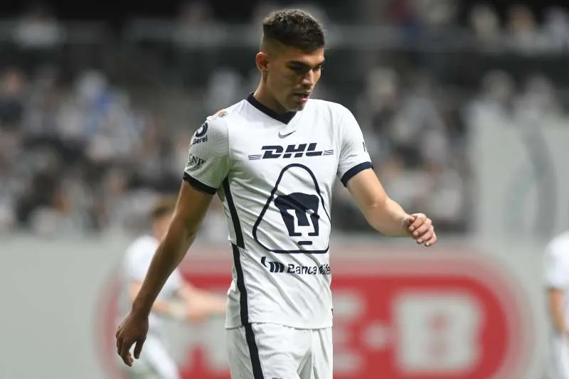 Johan Vásquez en partido