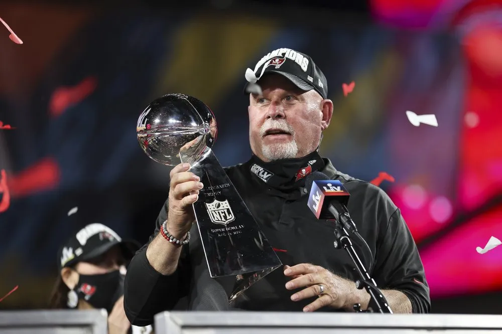 Bruce Arians, con el título del Super Bowl LV