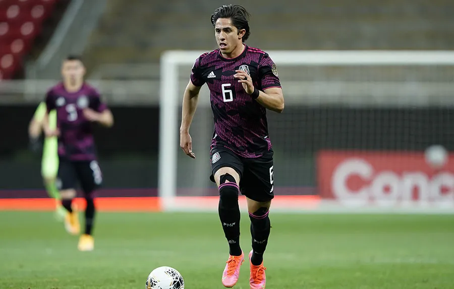 IMAGO7 Alan Cervantes durante el juego ante Honduras