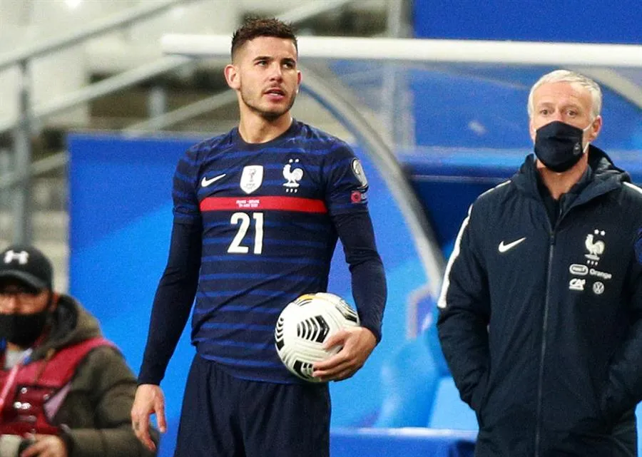 UEFA analiza permitir más de 23 jugadores por equipo