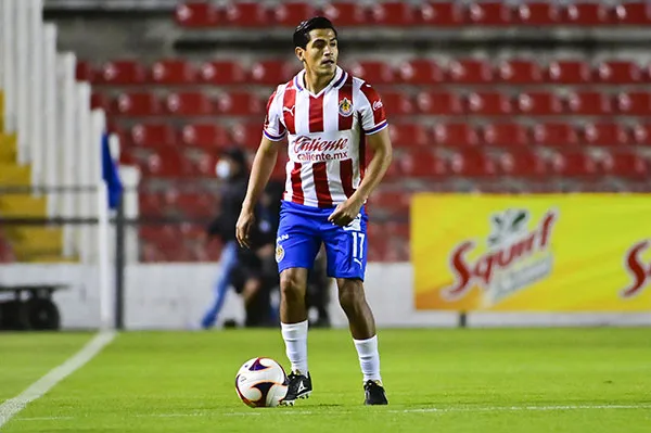 El lateral en un partido con el Rebaño