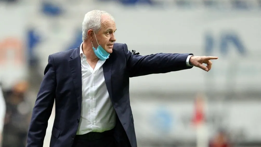 IMAGO7 Aguirre en un partido con Rayados