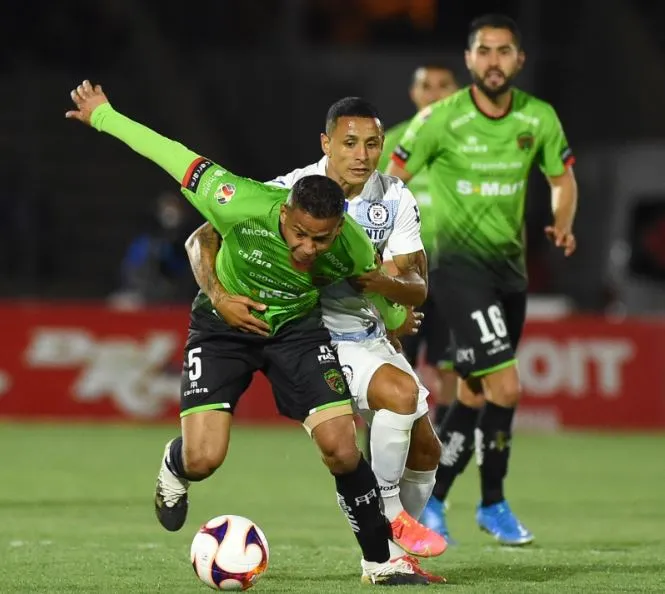 IMAGO7 Acciones entre Juárez y Cruz Azul