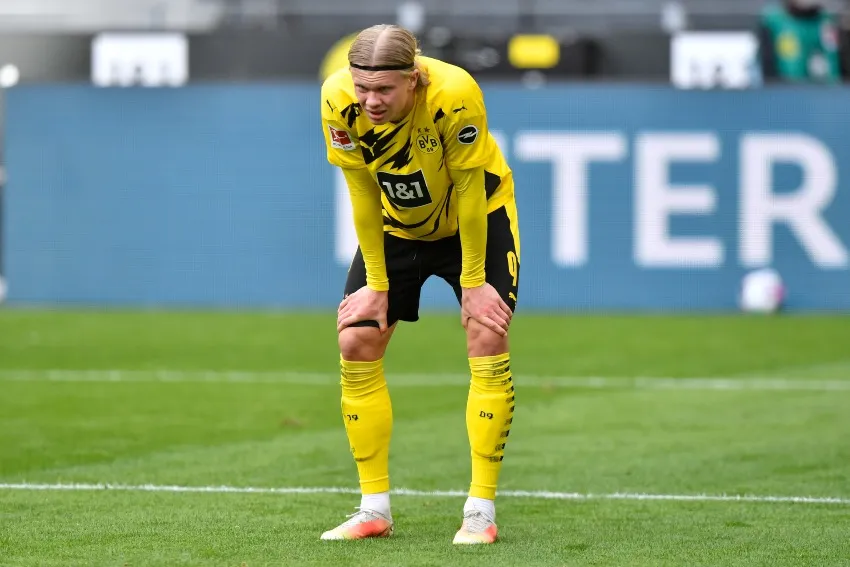 Erling Haaland en un partido del Borussia Dortmund