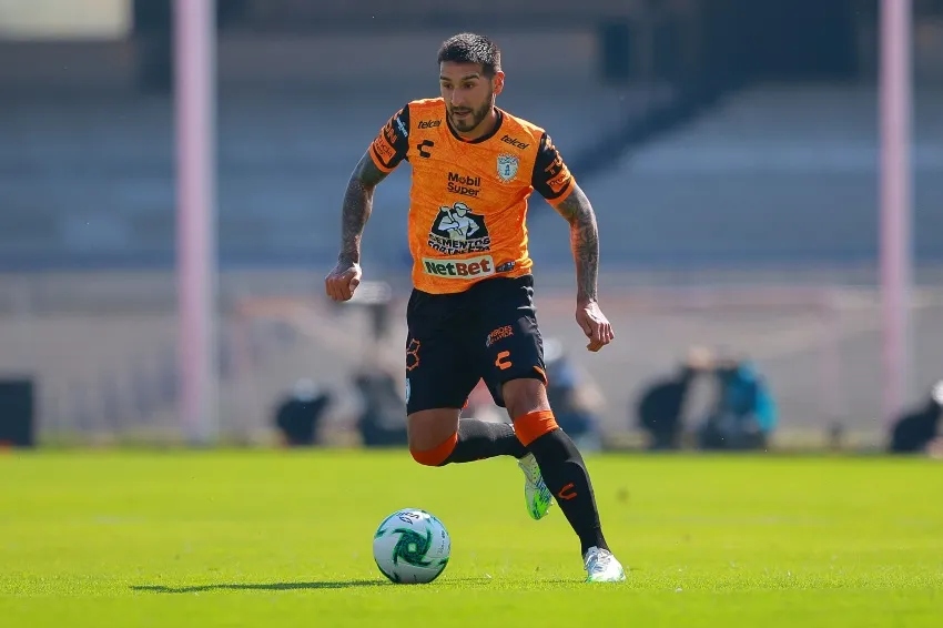 IMAGO7 Ismael Sosa en un partido con los Tuzos del Pachuca